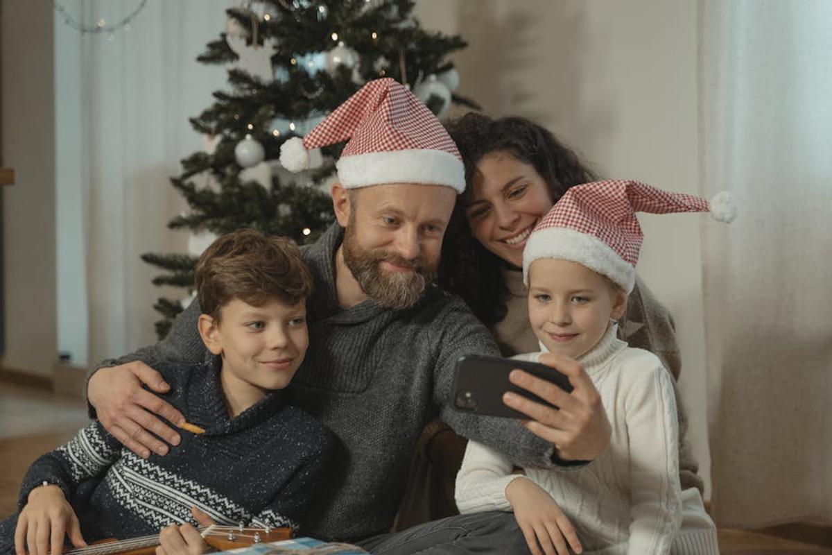 Best Tech Gifts Under $50 For The Holidays