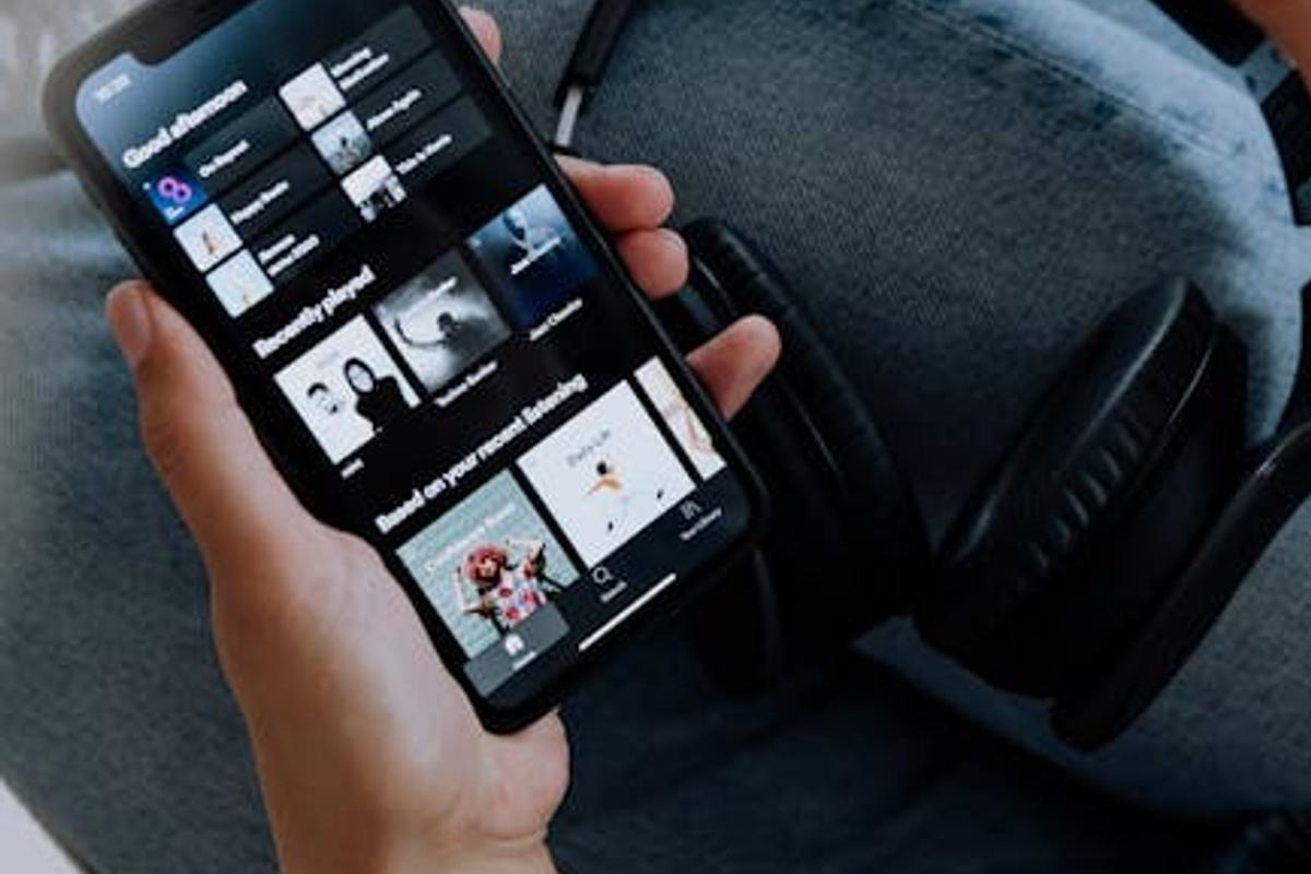 How To Choose The Right Fintech App